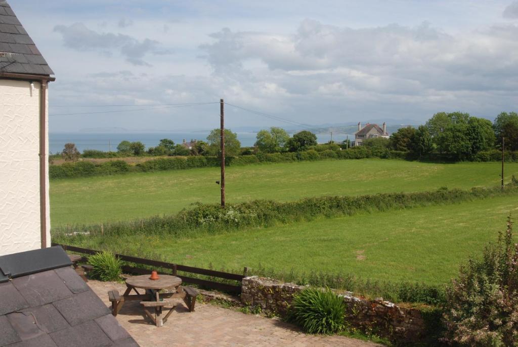 Ty Dderw Country Inn Moelfre Room photo
